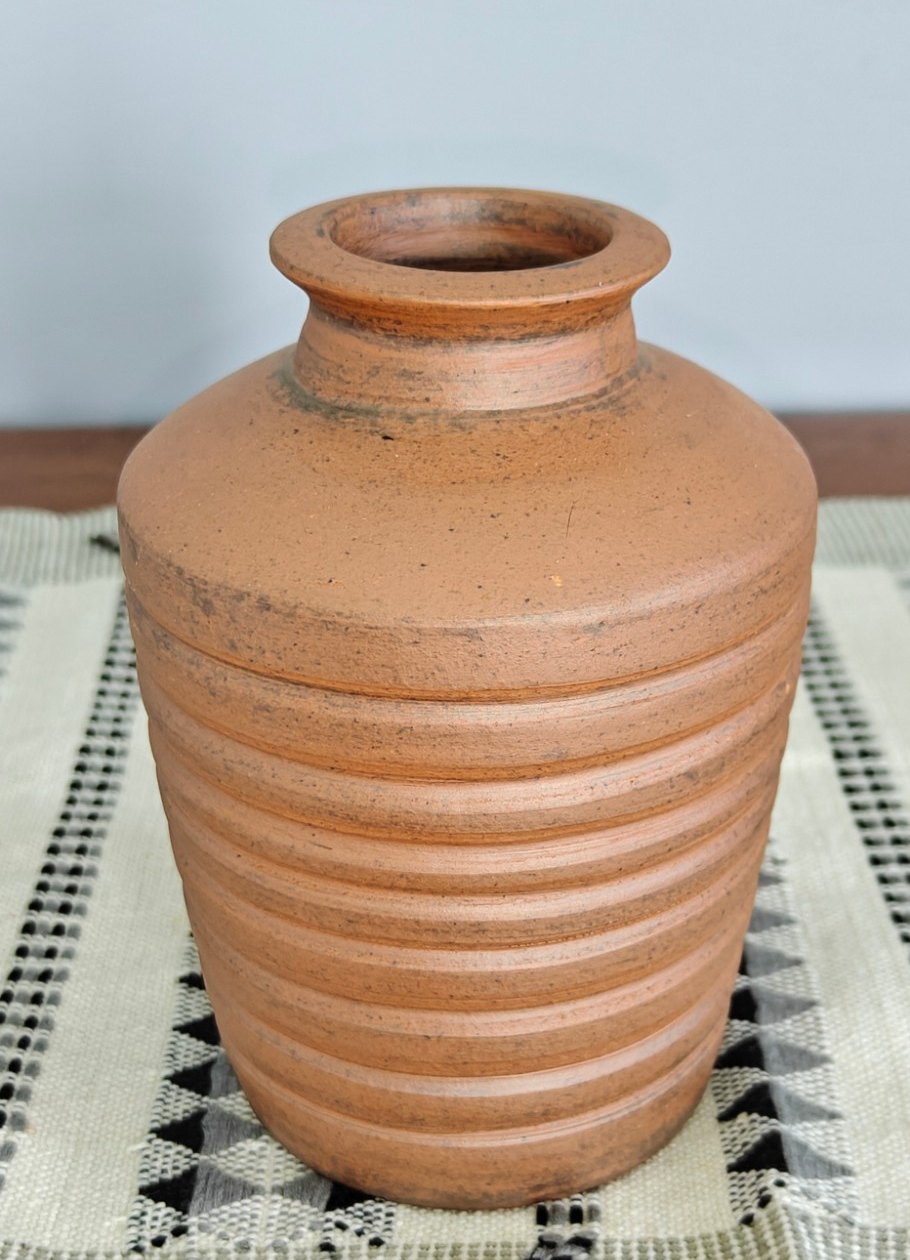 Ribbed Vase